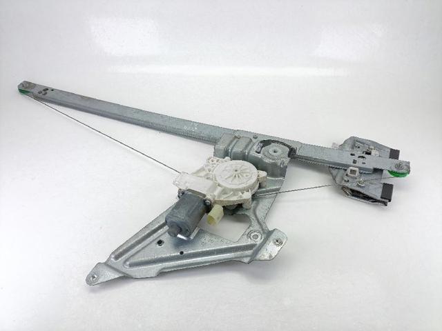 Mechanizm podnoszenia szyby drzwi przednich lewych A9067200046 MERCEDES