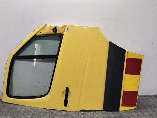 Drzwi przednie prawe A9067200105 MERCEDES