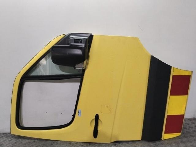 Drzwi przednie prawe A9067200105 MERCEDES