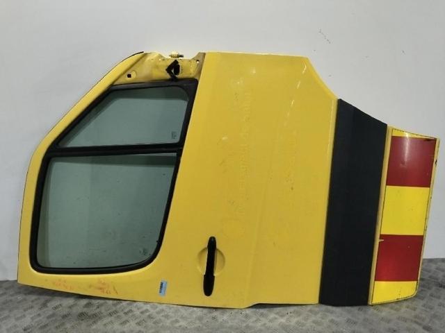 Drzwi przednie prawe A9067200105 MERCEDES