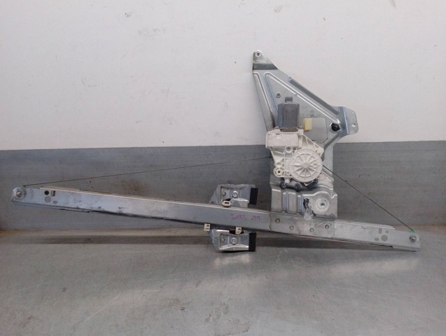 Mechanizm podnoszenia szyby drzwi przednich prawych A9067200146 MERCEDES