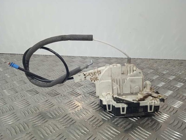 Zamek drzwi przednich lewych A9067202135 MERCEDES