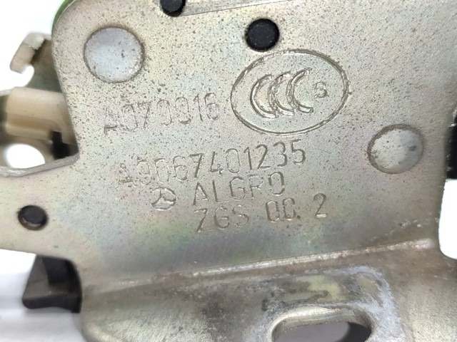 Zamek drzwi tylnych lewych skrzydłowych dolny A9067401235 MERCEDES