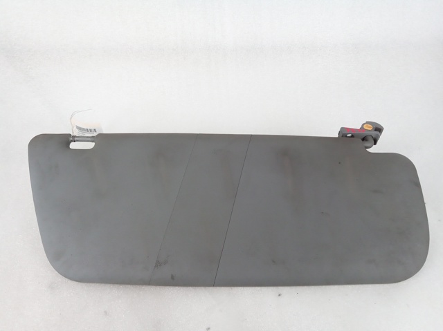 Osłona przeciwsłoneczna A9068100010 VAG