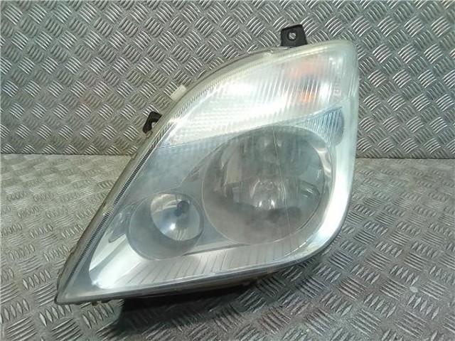 Reflektor lewy A9068200161 MERCEDES