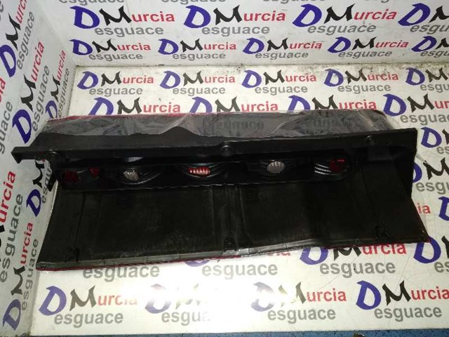 Lampa zespolona tylna lewa A9068200164 MERCEDES