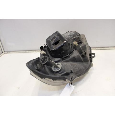 Reflektor prawy A9068200261 MERCEDES