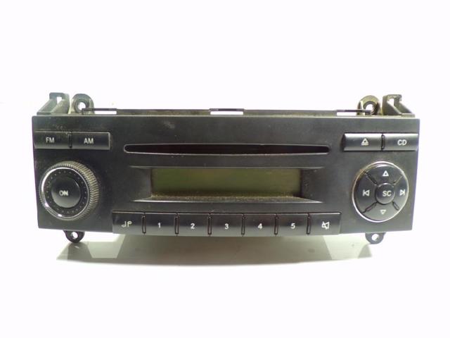 Radioodtwarzacz (radio AM/FM) A9068200286 MERCEDES