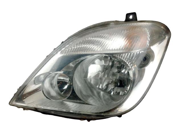 Reflektor lewy A9068200561 MERCEDES