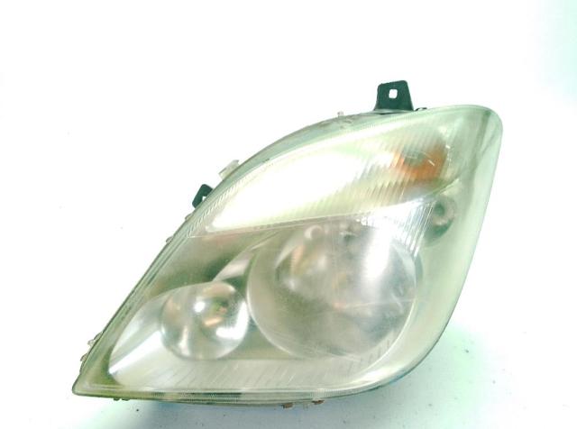 Reflektor lewy A9068200561 MERCEDES