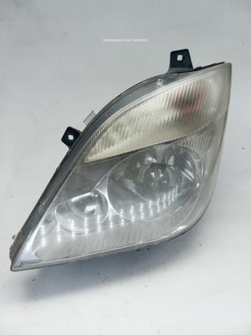 Reflektor lewy A9068200561 MERCEDES