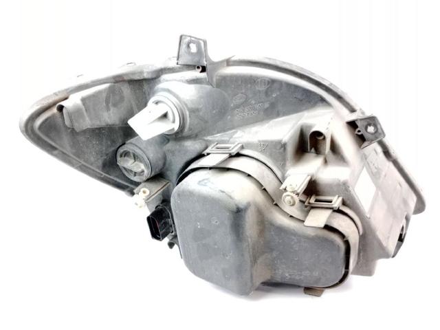 A9068200561 Mercedes