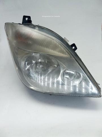 Reflektor prawy A9068200661 MERCEDES