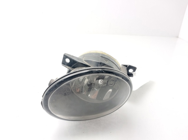 Lampa przeciwmgielna lewa A9068203861 MERCEDES