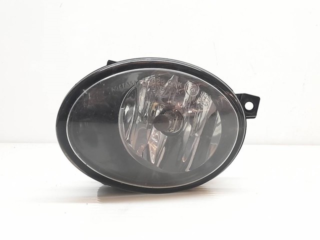 Lampa przeciwmgielna lewa A9068203861 MERCEDES