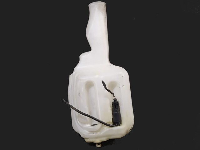 Zbiorniczek spryskiwacza szyb A9068690220 MERCEDES