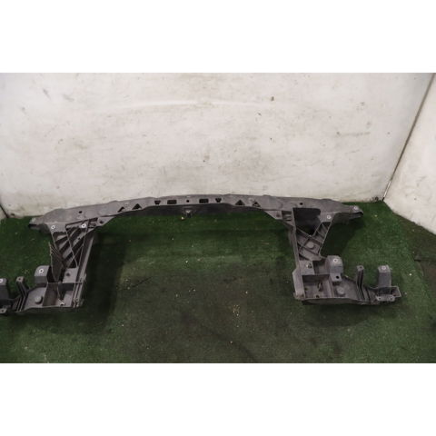 Osłona chłodnicy kompletna (panel mocowania reflektorów) A9068800203 MERCEDES