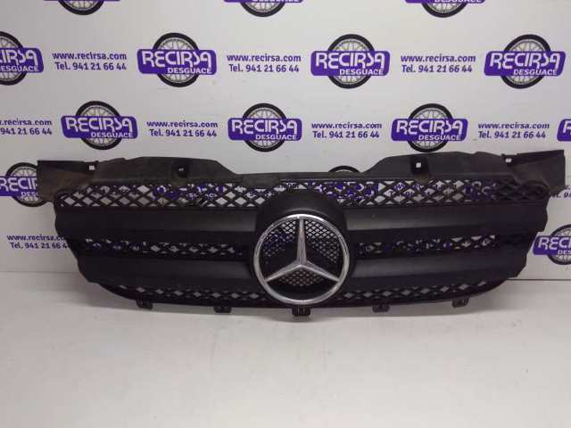 Atrapa chłodnicy A9068800385 MERCEDES