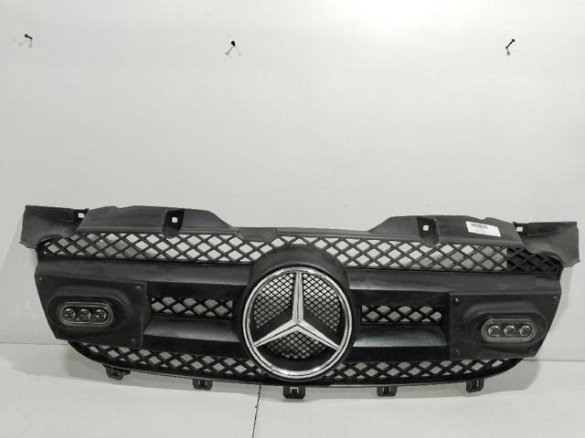 Atrapa chłodnicy A9068800385 MERCEDES