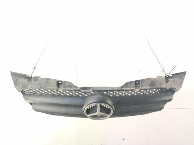 Atrapa chłodnicy A90688003859051 MERCEDES