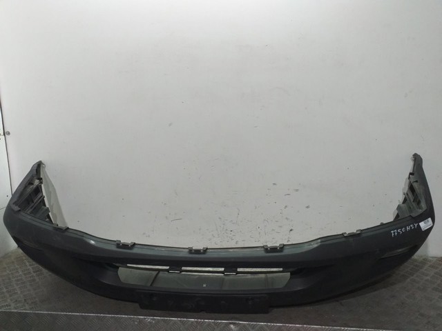 Zderzak przedni A9068800570 MERCEDES