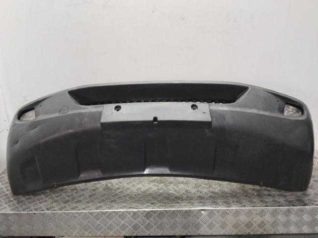 Zderzak przedni A9068800570 MERCEDES