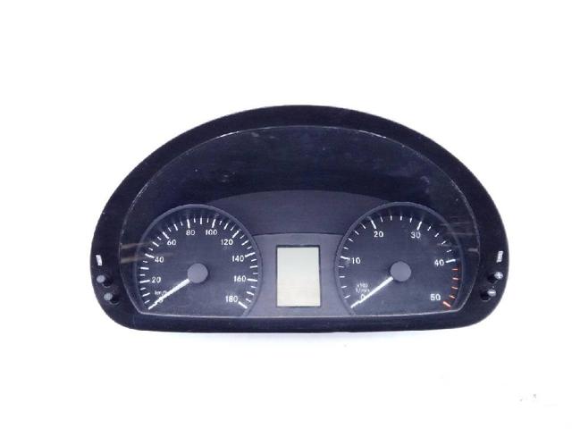 Deska rozdzielcza A9069002200 MERCEDES