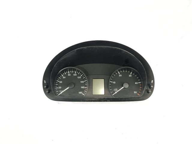 Deska rozdzielcza A9069004502 MERCEDES