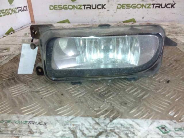 Lampa przeciwmgielna lewa A9438200056 MERCEDES
