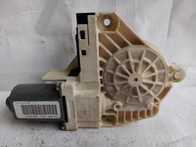 Mechanizm podnoszenia szyby drzwi przednich prawych AH2223200AB LAND ROVER