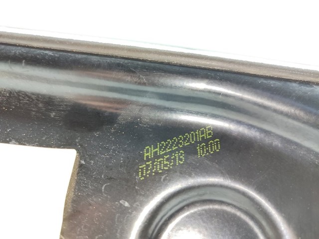 Mechanizm podnoszenia szyby drzwi przednich lewych AH2223201AB LAND ROVER