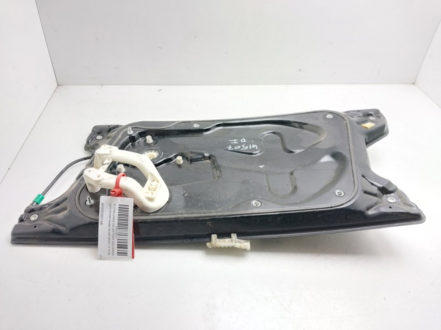 Mechanizm podnoszenia szyby drzwi przednich lewych AH2223201AB LAND ROVER