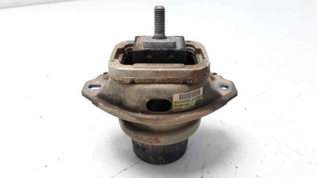 Poduszka (podpora) silnika przednia AH226A003BA LAND ROVER