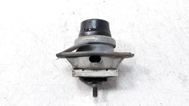 Poduszka (podpora) silnika przednia AH226A003BA LAND ROVER