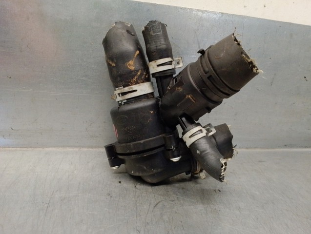 Obudowa termostatu AH228K515AA LAND ROVER
