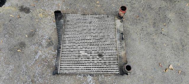 Chłodnica intercoolera AH329L440AB LAND ROVER