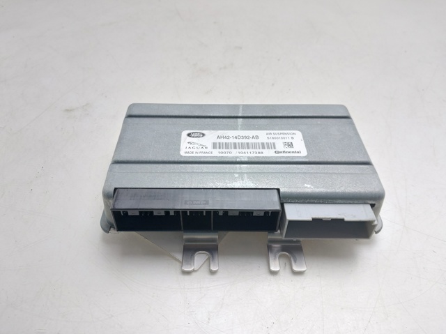 AH4214D392AB Land Rover