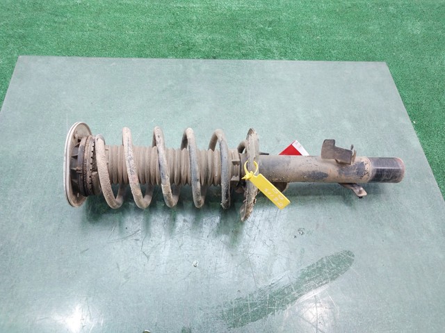 Amortyzator przedni prawy AH5218045AB LAND ROVER