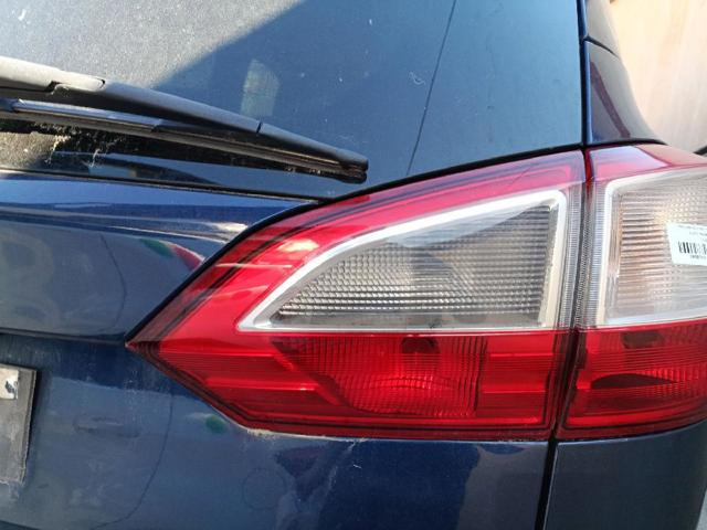 Lampa zespolona tylna prawa wewnętrzna AM5113A602AF FORD