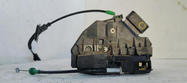 Zamek drzwi tylnych prawych AM5AR26412AF FORD