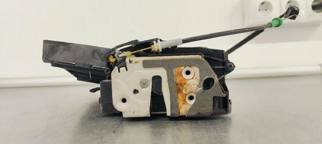 Zamek drzwi tylnych lewych Ford Fiesta CB1