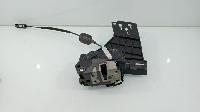 Zamek drzwi tylnych lewych Ford Fiesta CB1