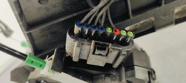 Zamek drzwi tylnych lewych Ford Fiesta CB1