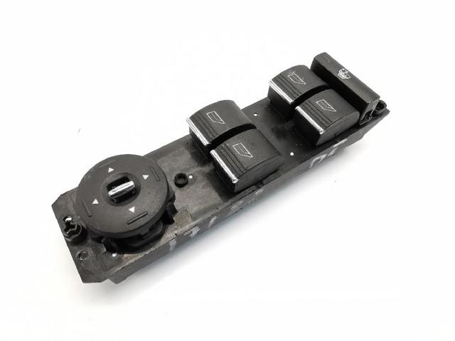 Panel przyciskowy sterowania podnośnikiem szyby przedni lewy AM5T14A132DB FORD