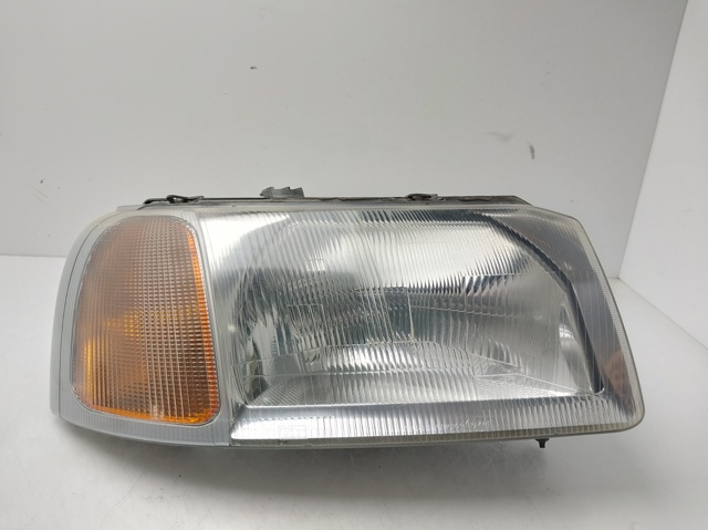 Reflektor prawy AMR4001 LAND ROVER