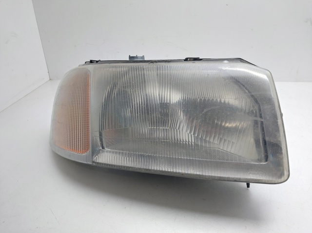 Reflektor prawy AMR4001 LAND ROVER