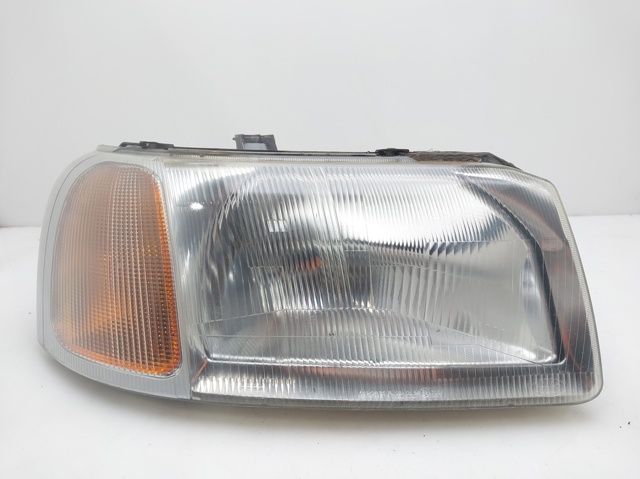 Reflektor prawy AMR4001 LAND ROVER