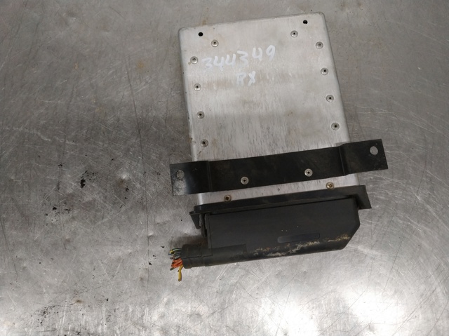 ANR4499 Land Rover