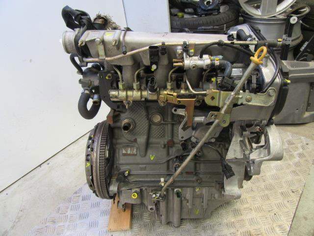 Silnik w komplecie AR32302 FIAT