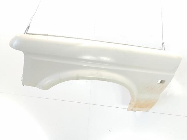 Kupić Błotnik przedni lewy Land Rover Discovery II LJ ,LT w dobrej cenie